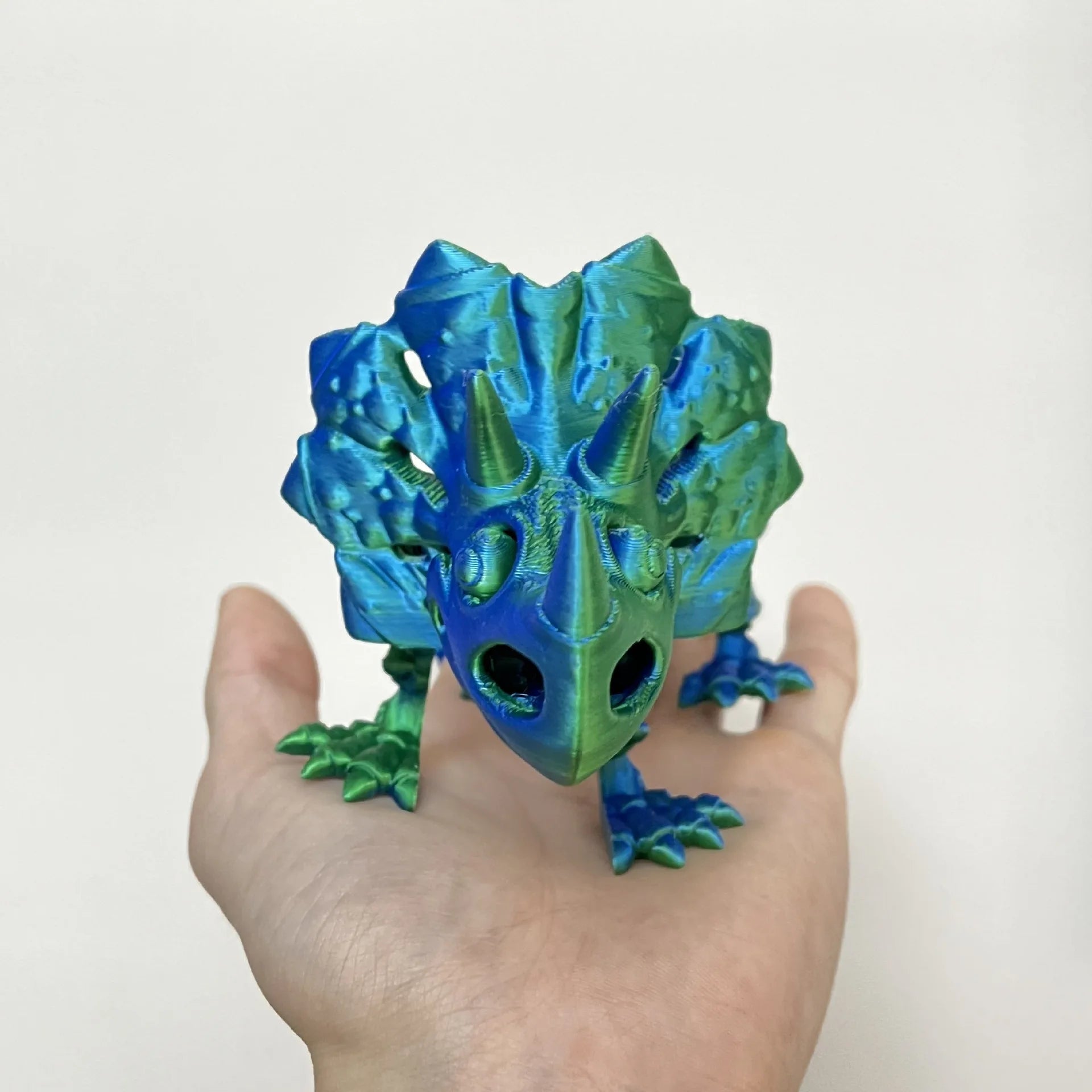 3D printing triangle dragon model Chinese Loong joint free activity creative collection desktop decoration animation model gift